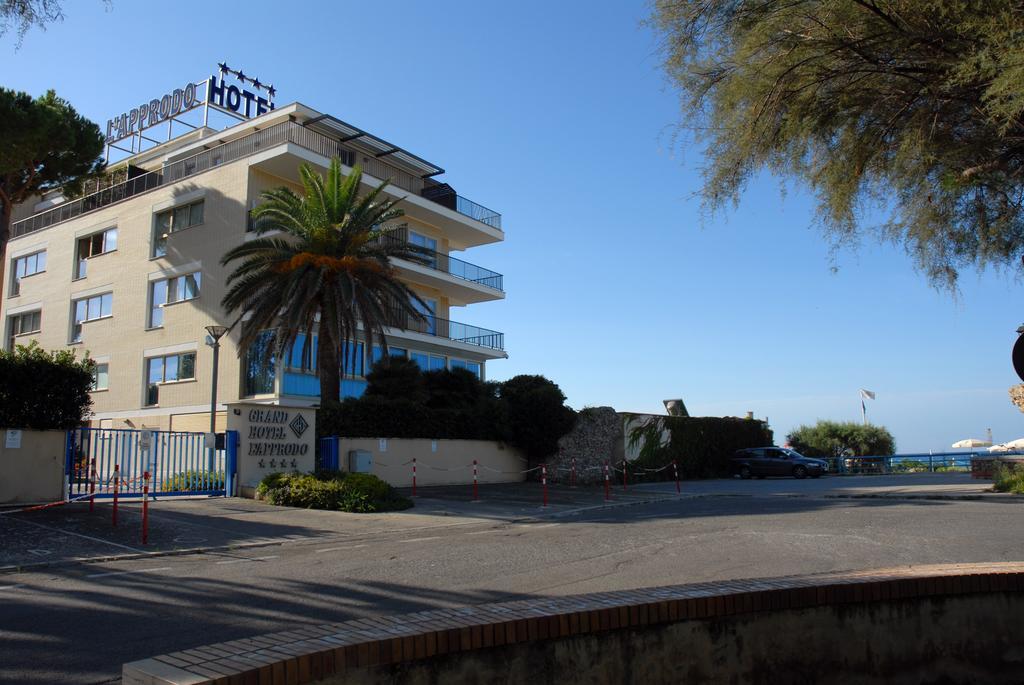 Grand Hotel L'Approdo Terracina Kültér fotó