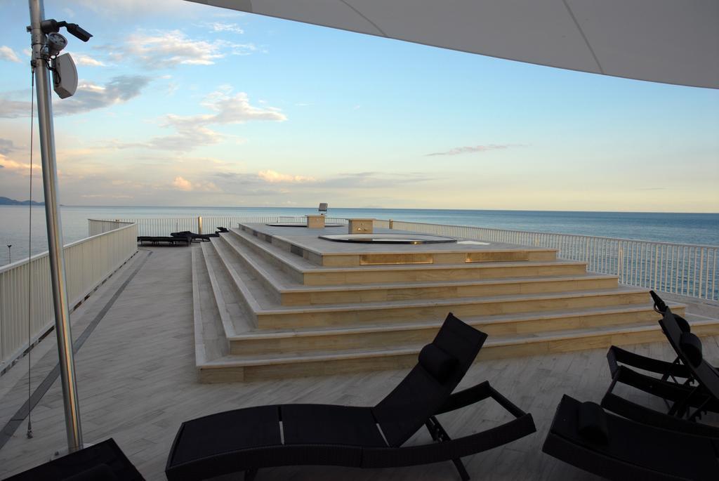 Grand Hotel L'Approdo Terracina Kültér fotó