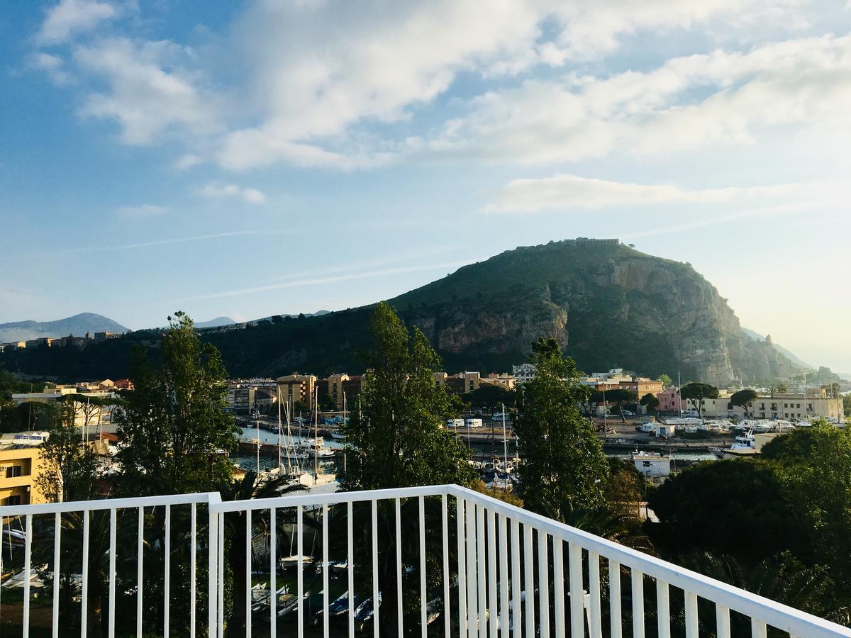 Grand Hotel L'Approdo Terracina Kültér fotó