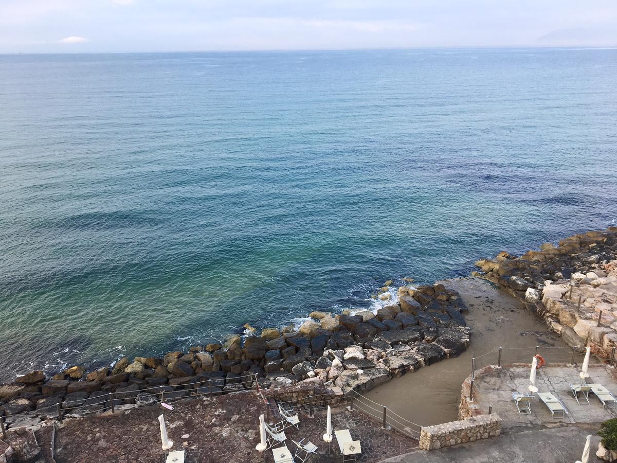 Grand Hotel L'Approdo Terracina Kültér fotó