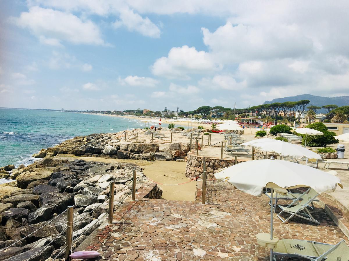 Grand Hotel L'Approdo Terracina Kültér fotó